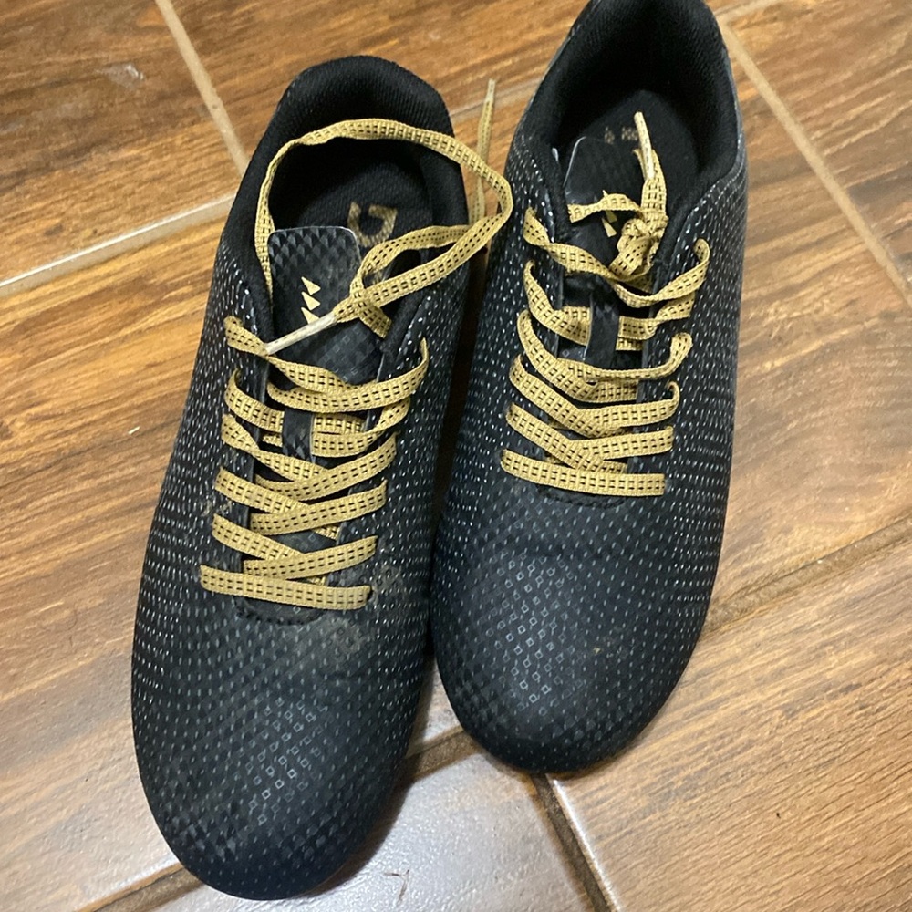 Kids DSG cleats